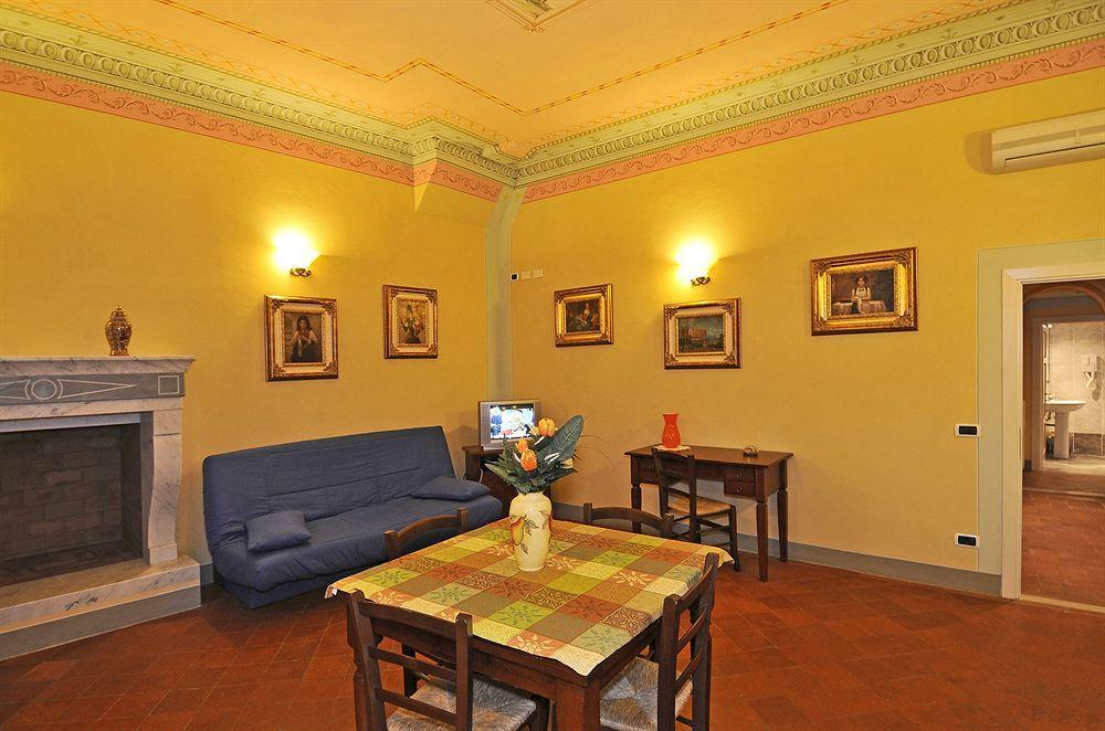 Antica Residenza Del Gallo Lucca Exterior foto