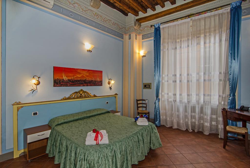 Antica Residenza Del Gallo Lucca Zimmer foto