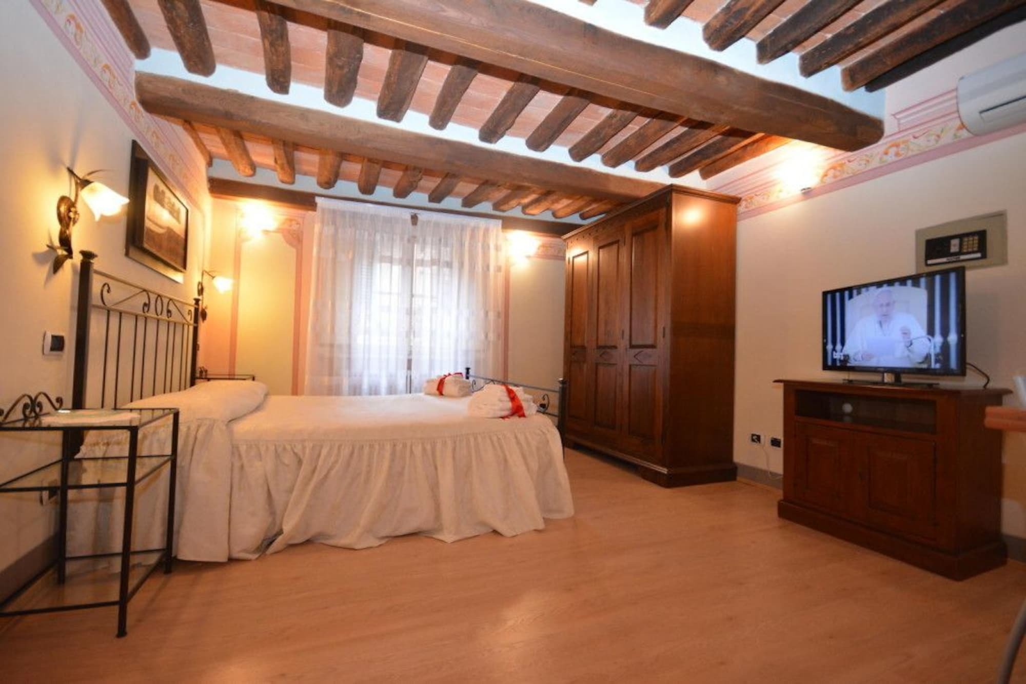Antica Residenza Del Gallo Lucca Exterior foto